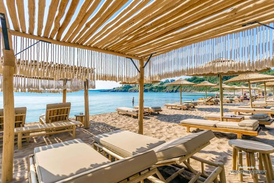 Апартаменты July'S Island Deluxe Черноморец Экстерьер фото